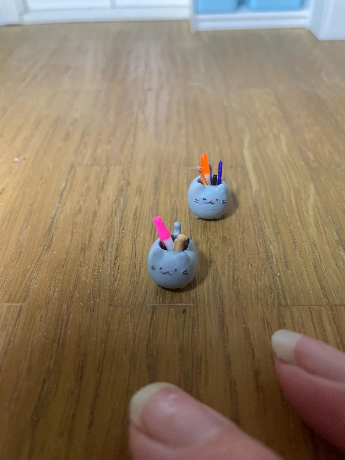 Cat pen pencil pot 1/12