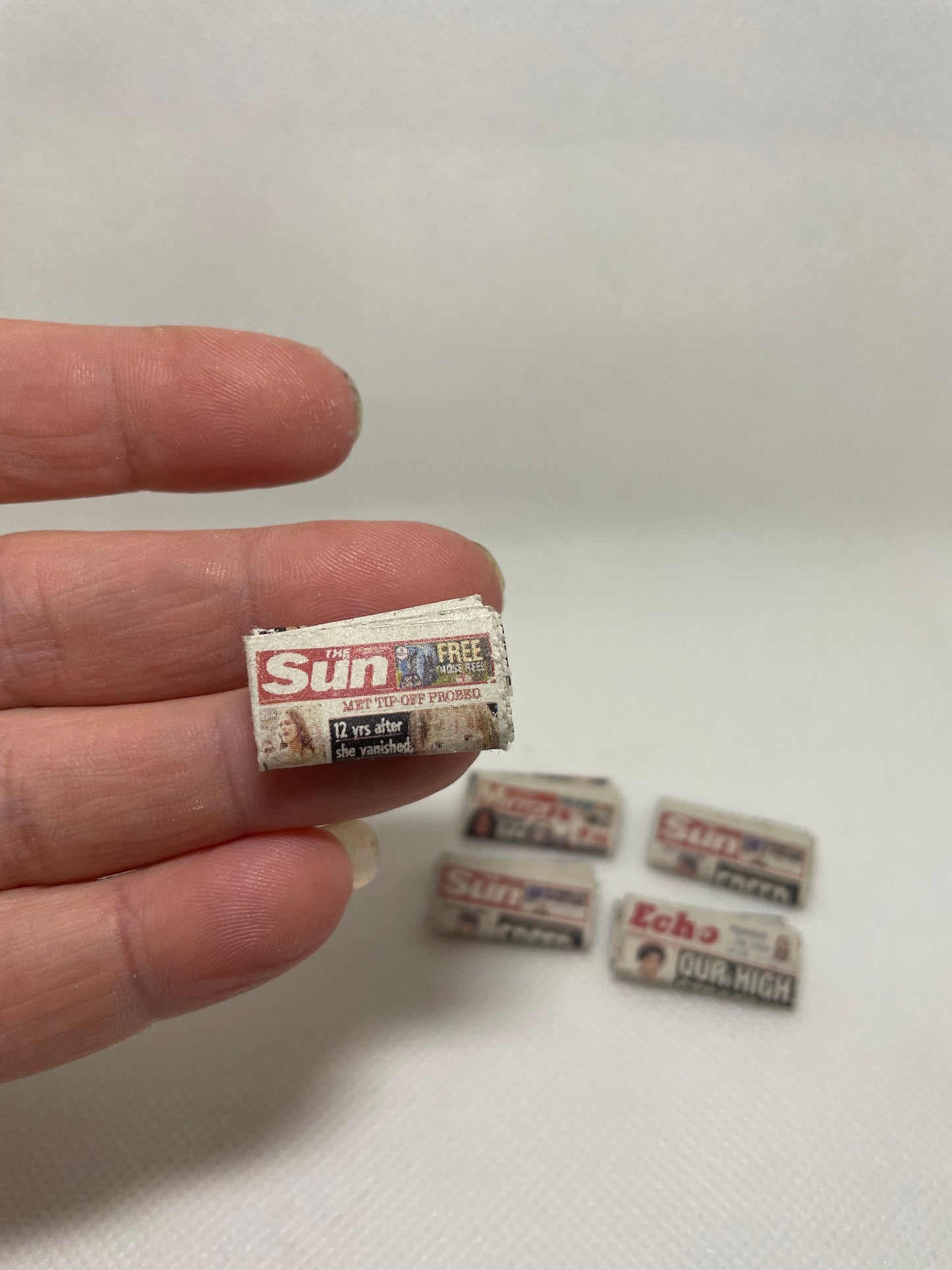 1:12 rolled newspaper