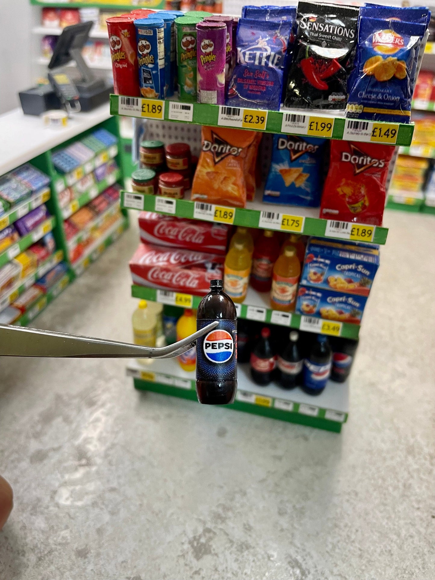 2ltr fizzy drinks cola ,lemonade pop