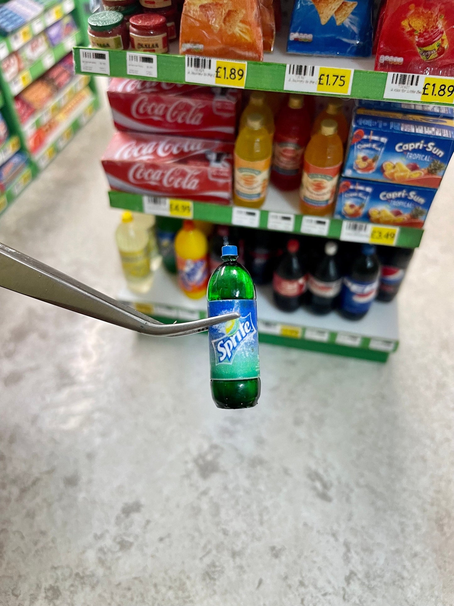 2ltr fizzy drinks cola ,lemonade pop