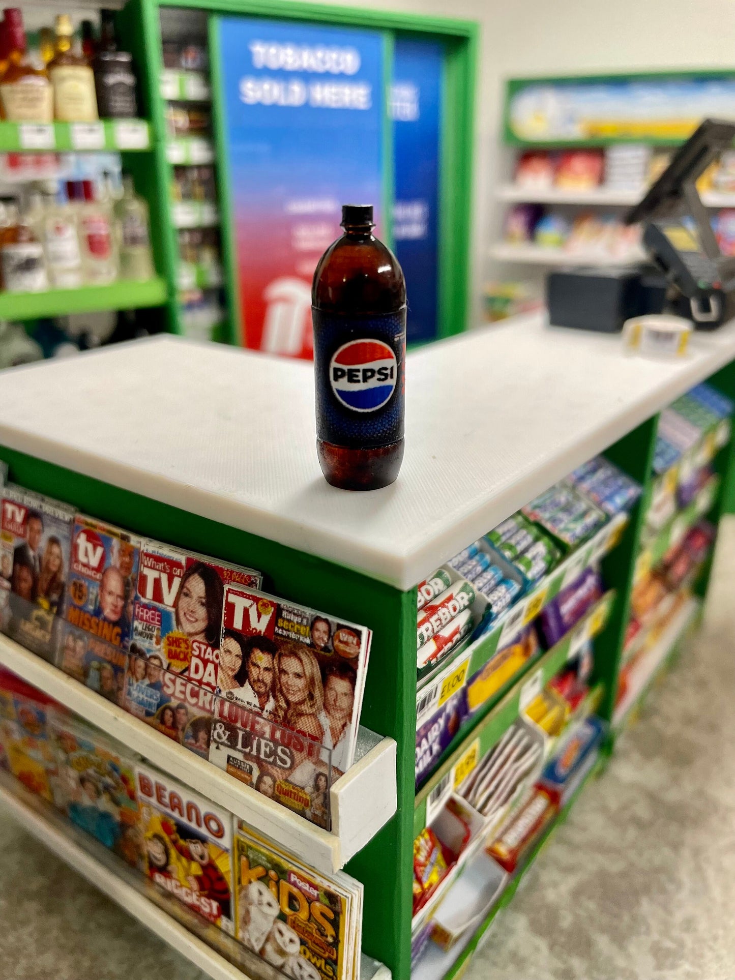 2ltr fizzy drinks cola ,lemonade pop